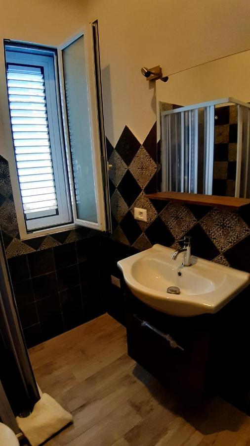 Casanuova Flat, City Center Olbia Buitenkant foto